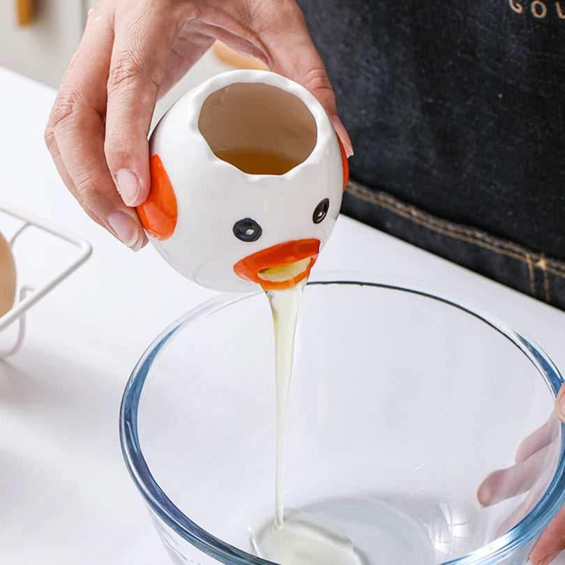 Cute Chicken Egg Separator – Ceramic Yolk & White Divider for Baking & Cooking