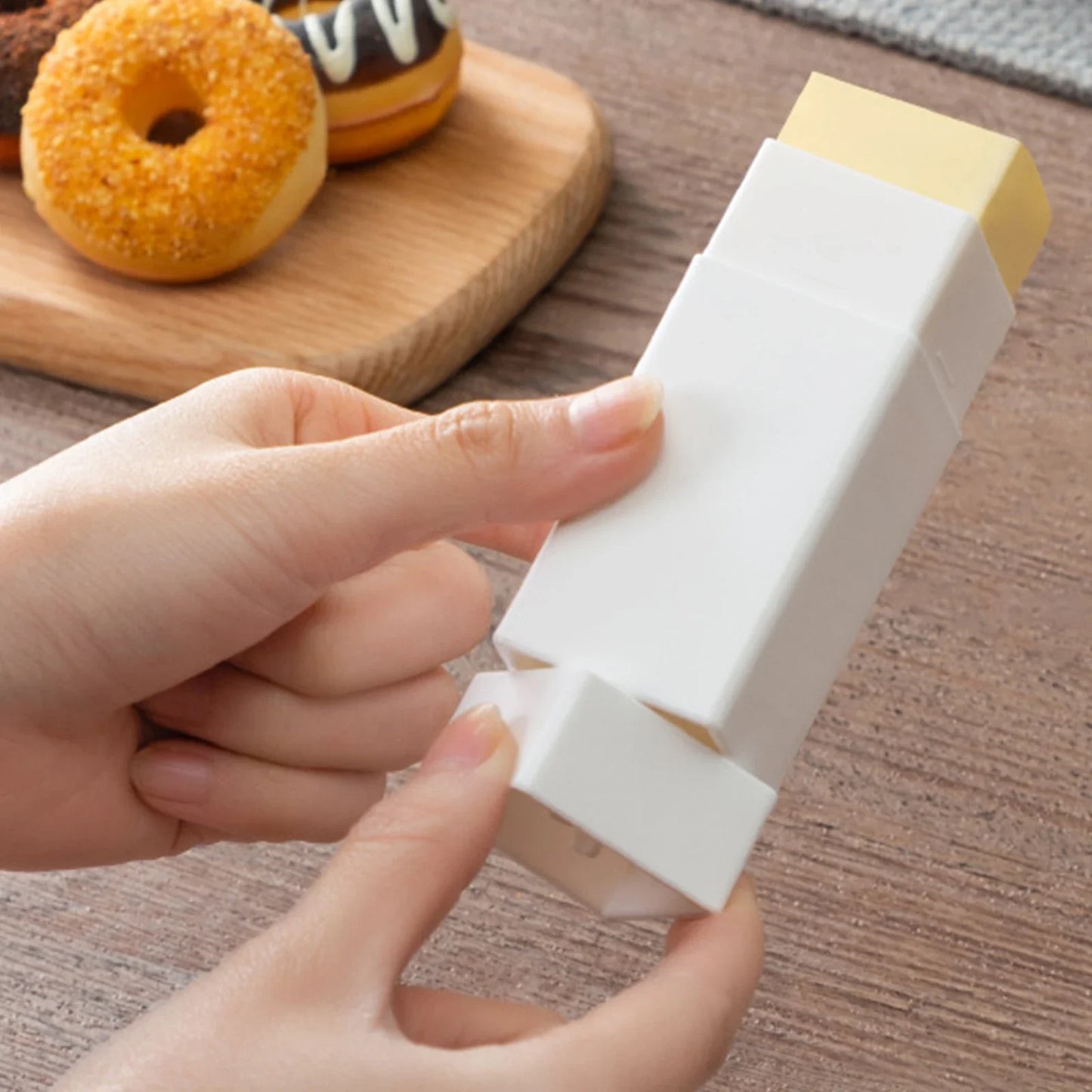 Butter Storage & Spreader Container – Plastic Stick Holder for Cooking, Baking, and Easy Food Application