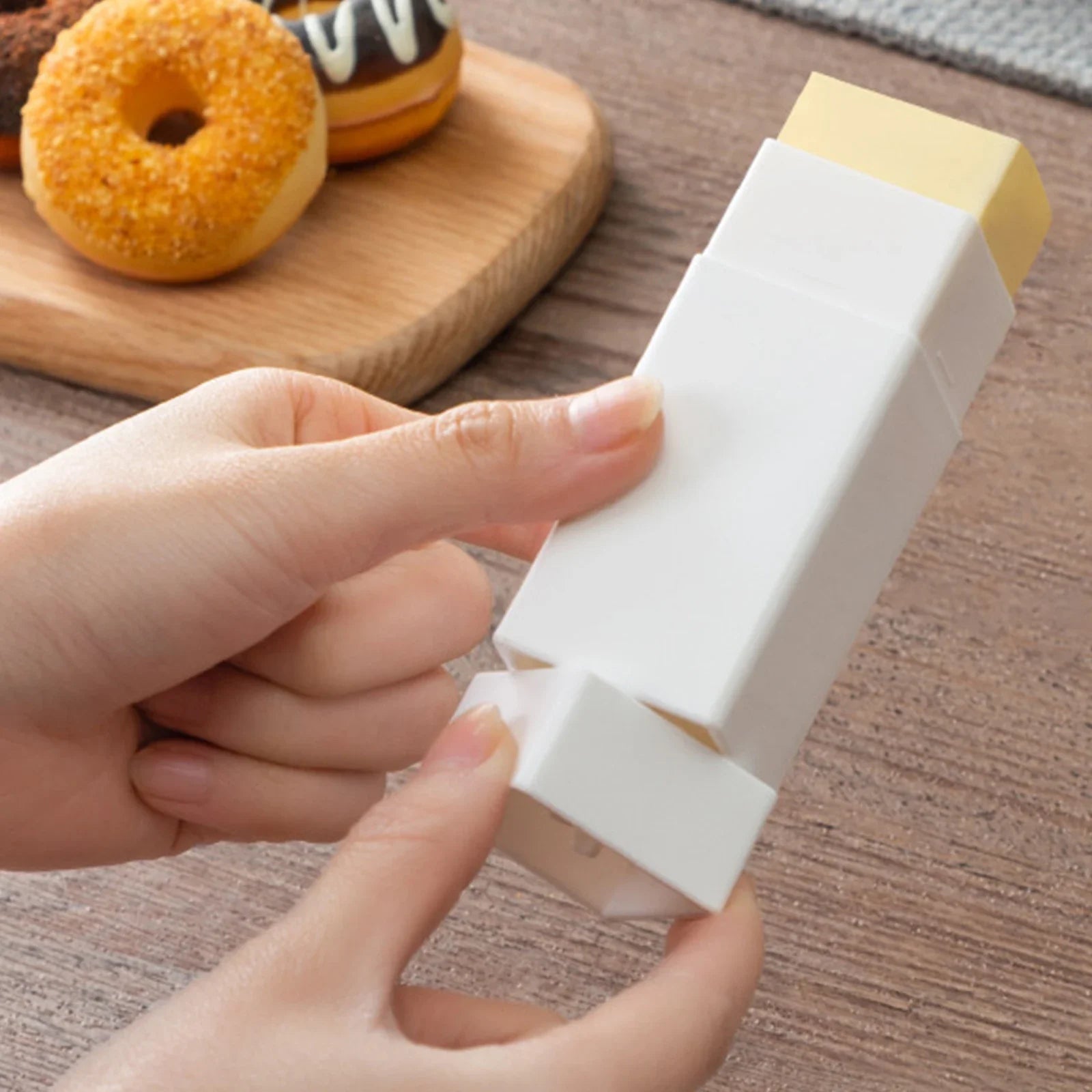 Butter Storage & Spreader Container – Plastic Stick Holder for Cooking, Baking, and Easy Food Application